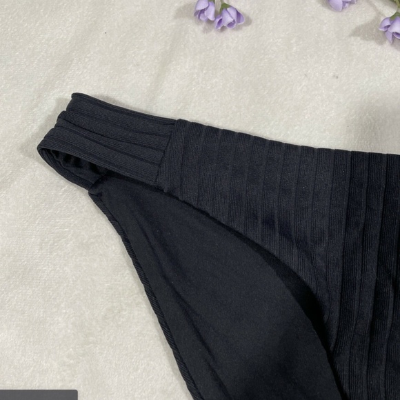 NEW $58 Becca‎ Loreto Ribbed Black Bikini Bottoms [ SZ Large ] - Picture 4 of 11